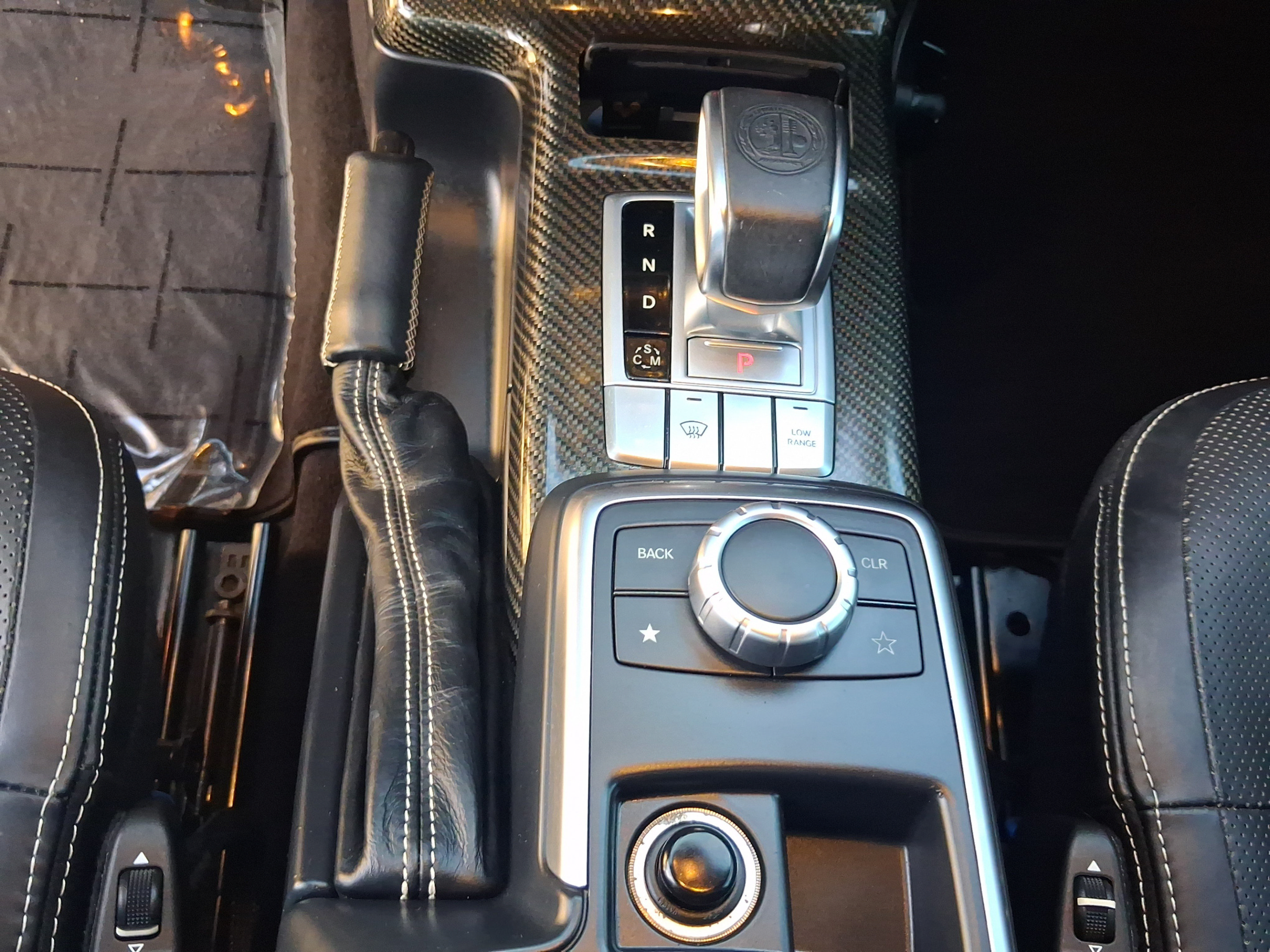 Used 2015 Mercedes-Benz G 63 AMG 4MATIC image 27