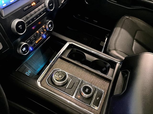 Used 2020 Ford Expedition Max Limited AWD/4WD image 16