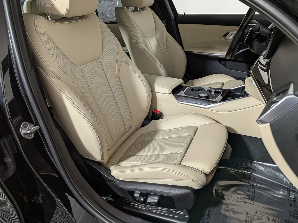 Certified 2023 BMW 330i xDrive Sedan w/ Driving Assistance Package image 22