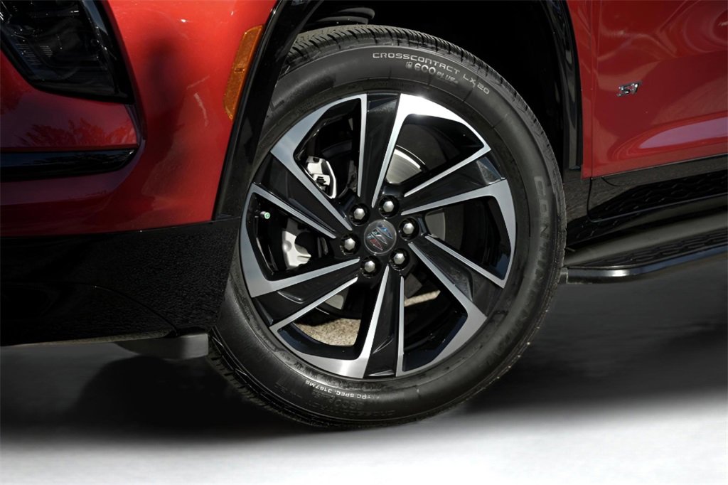 Used 2025 Buick Enclave Sport Touring w/ Power Package image 2