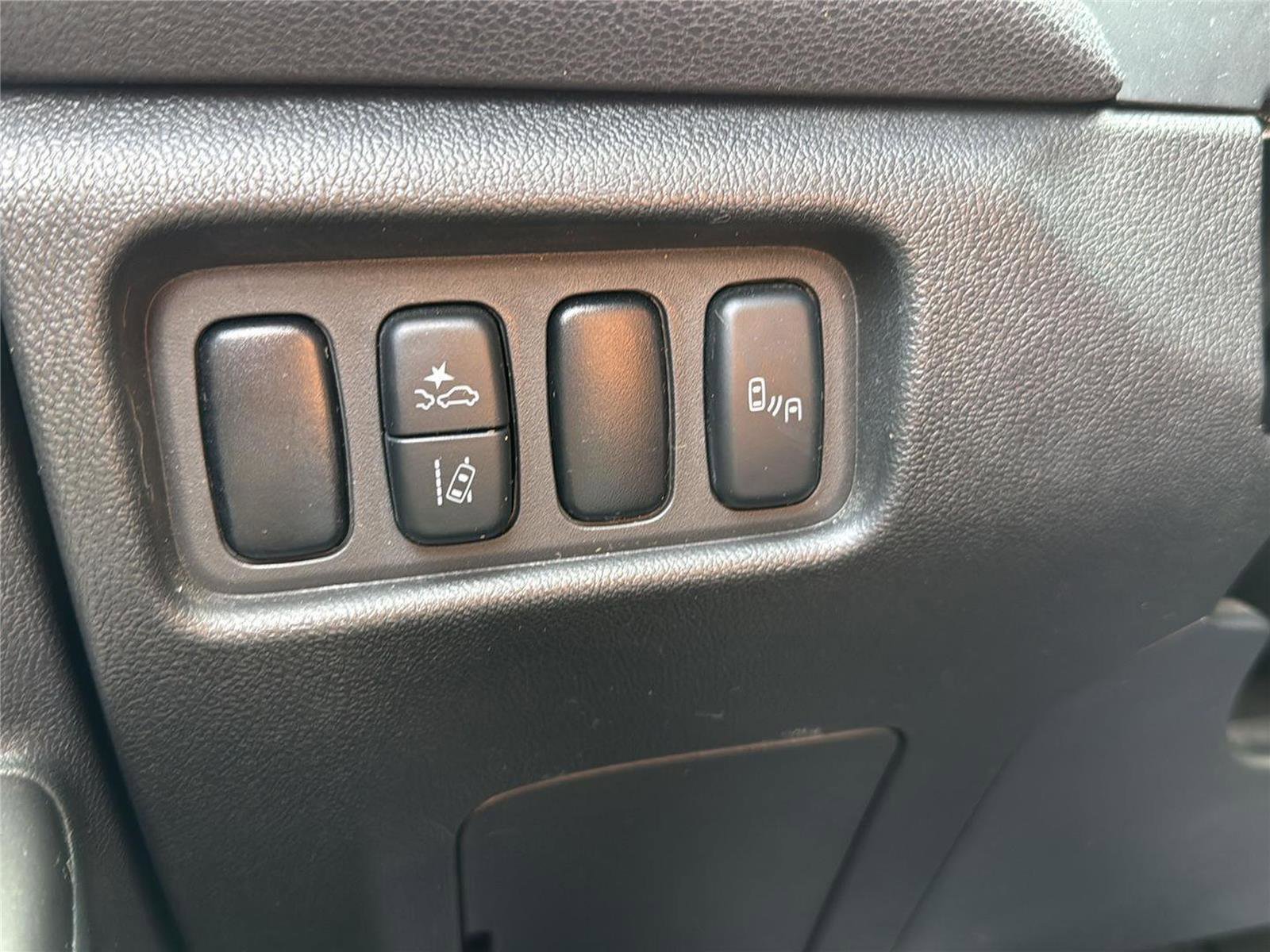 Used 2022 Mitsubishi Outlander Sport SE FWD image 14