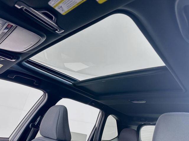 Used 2025 Subaru Forester Premium image 4