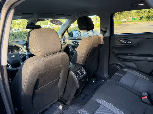 Used 2025 Chevrolet Blazer LT FWD image 20