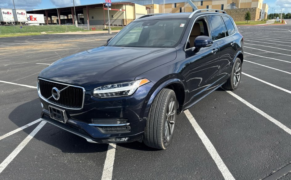 Used 2019 Volvo XC90 T6 Momentum w/ Advanced Package AWD/4WD image 4