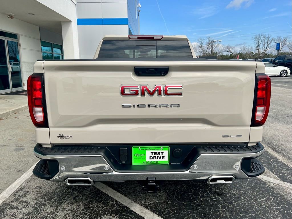 New 2026 GMC Sierra 1500 SLE image 9