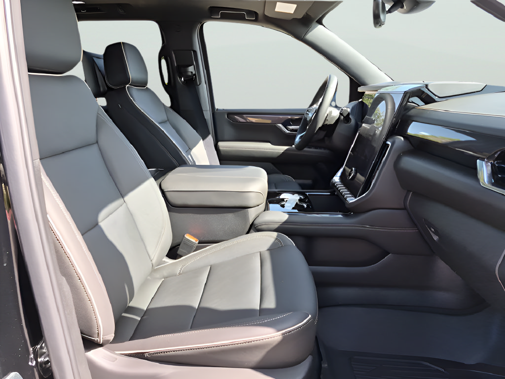 New 2026 GMC Yukon Elevation w/ Elevation Premium Package AWD/4WD image 41