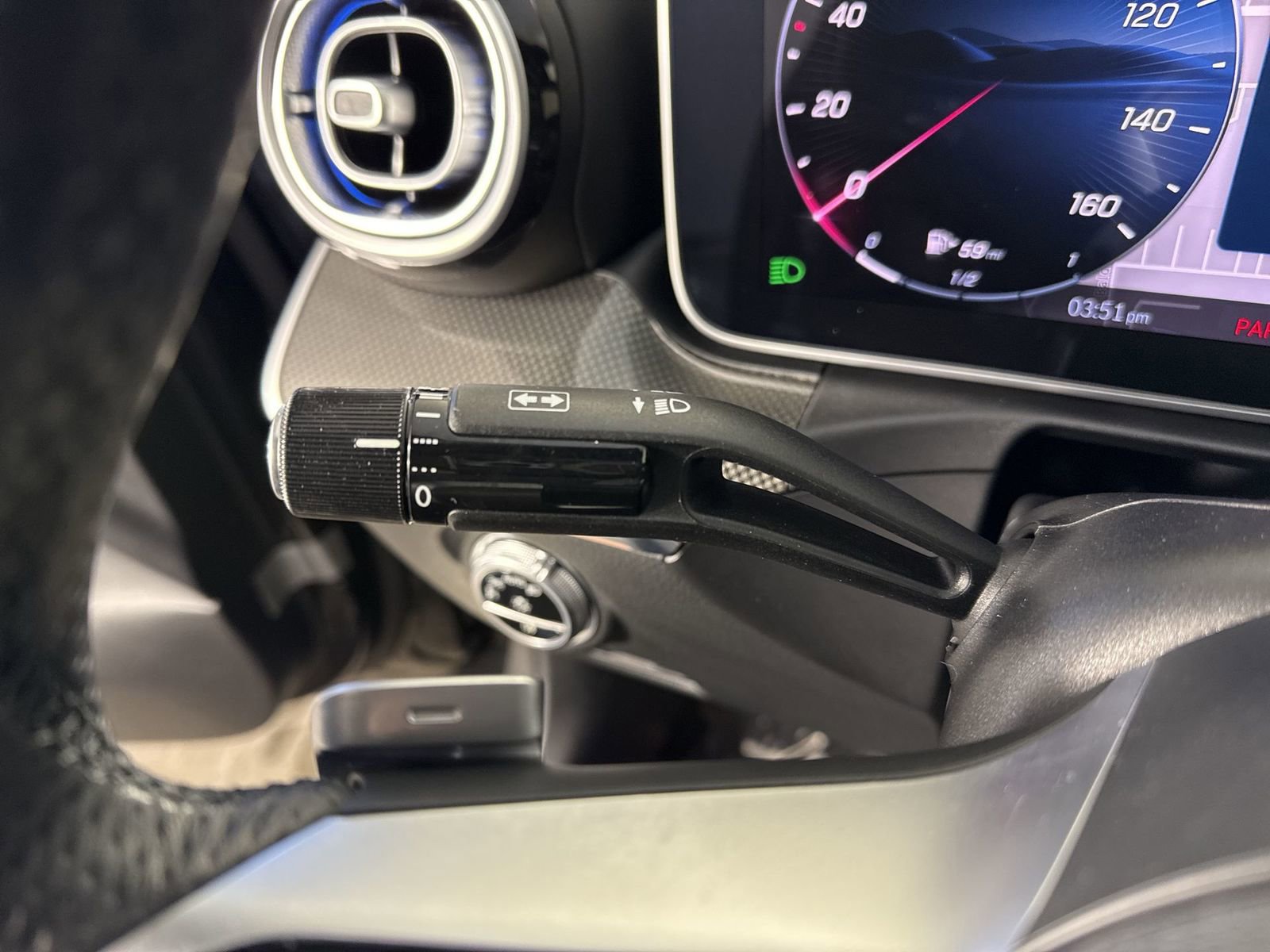 Used 2025 Mercedes-Benz CLE 300 4MATIC Coupe image 15