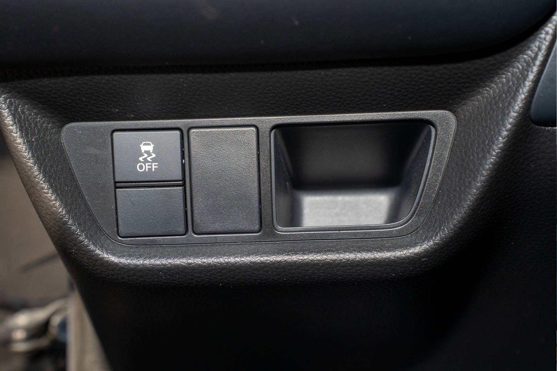 Certified 2024 Honda HR-V Sport image 28