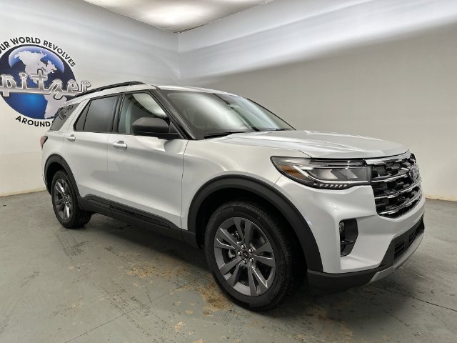 New 2026 Ford Explorer Active w/ Active Comfort Package AWD/4WD image 12