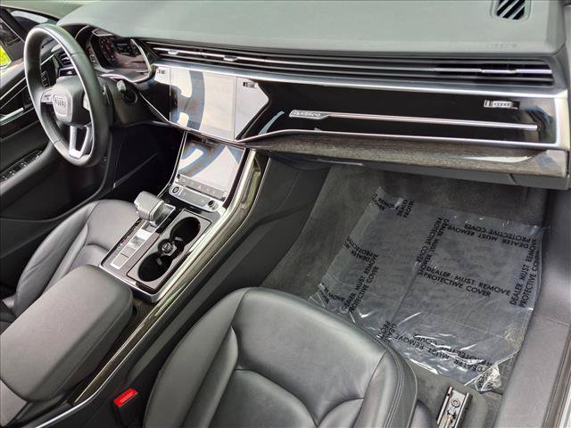 Used 2022 Audi Q7 2.0T Premium Plus w/ Premium Plus Package AWD/4WD image 24
