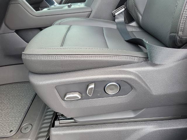 New 2026 GMC Sierra 2500 Denali w/ Denali Reserve Package AWD/4WD image 13