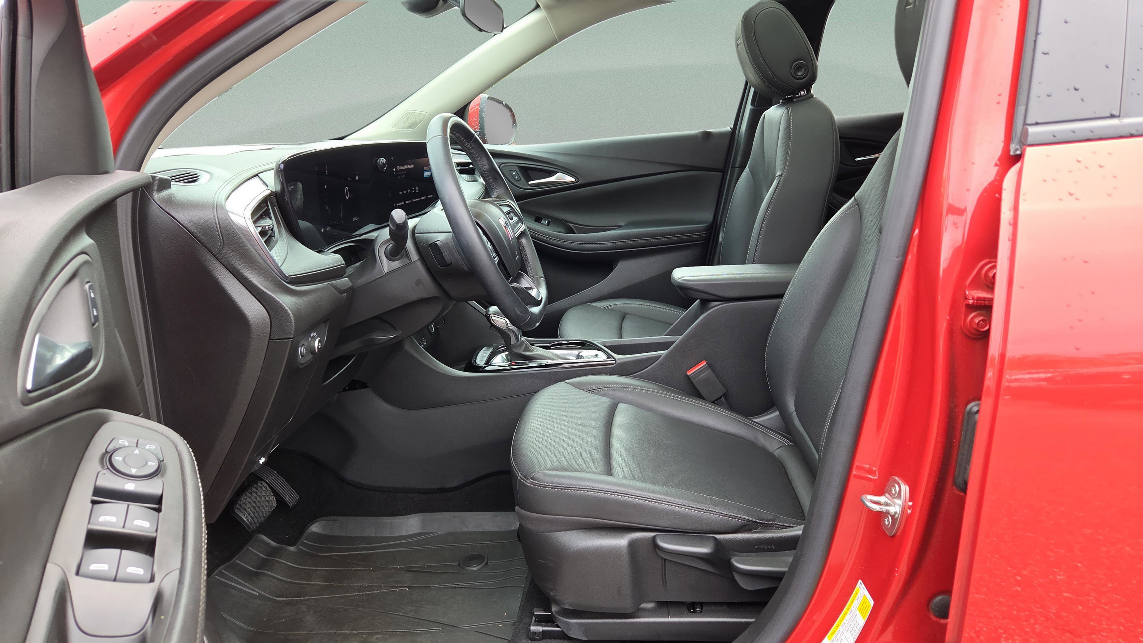 Used 2024 Buick Encore GX Sport Touring w/ Experience Buick Package image 10