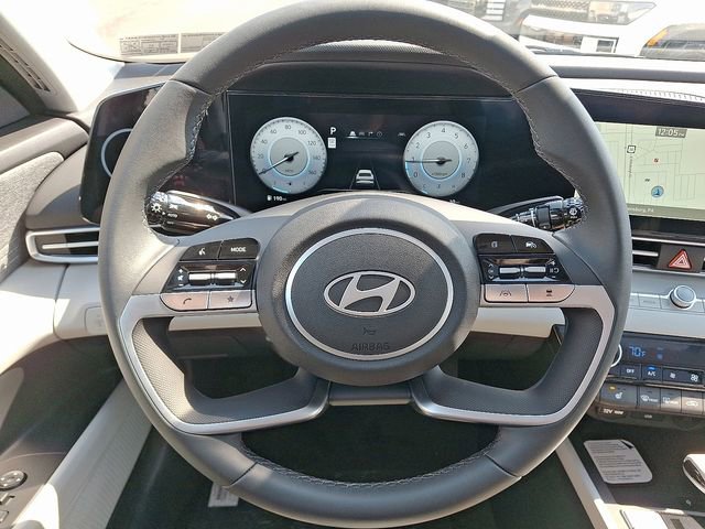 New 2026 Hyundai Elantra Limited image 9