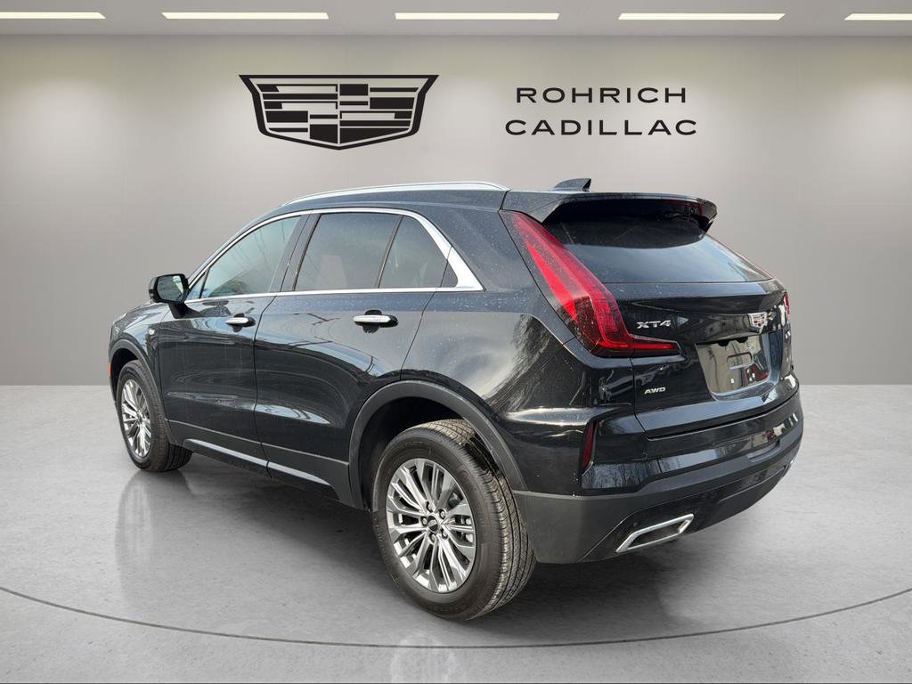 Certified 2025 Cadillac XT4 Premium Luxury w/ Cold Weather Package image 7