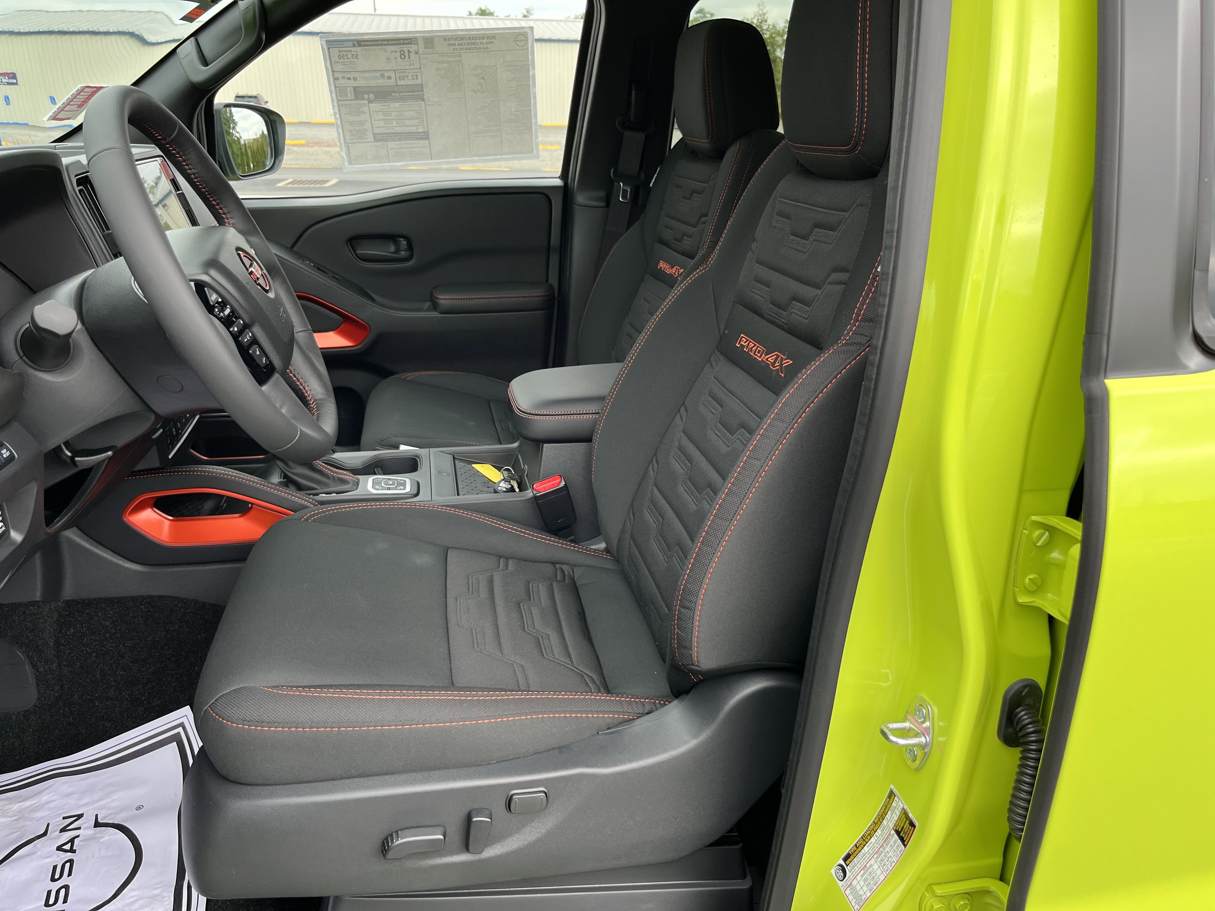 New 2026 Nissan Frontier PRO-4X w/ Pro-4x Convenience Package image 13