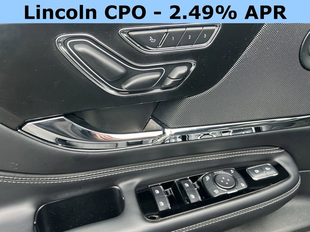Used 2025 Lincoln Corsair Grand Touring w/ Equipment Group 302A image 14