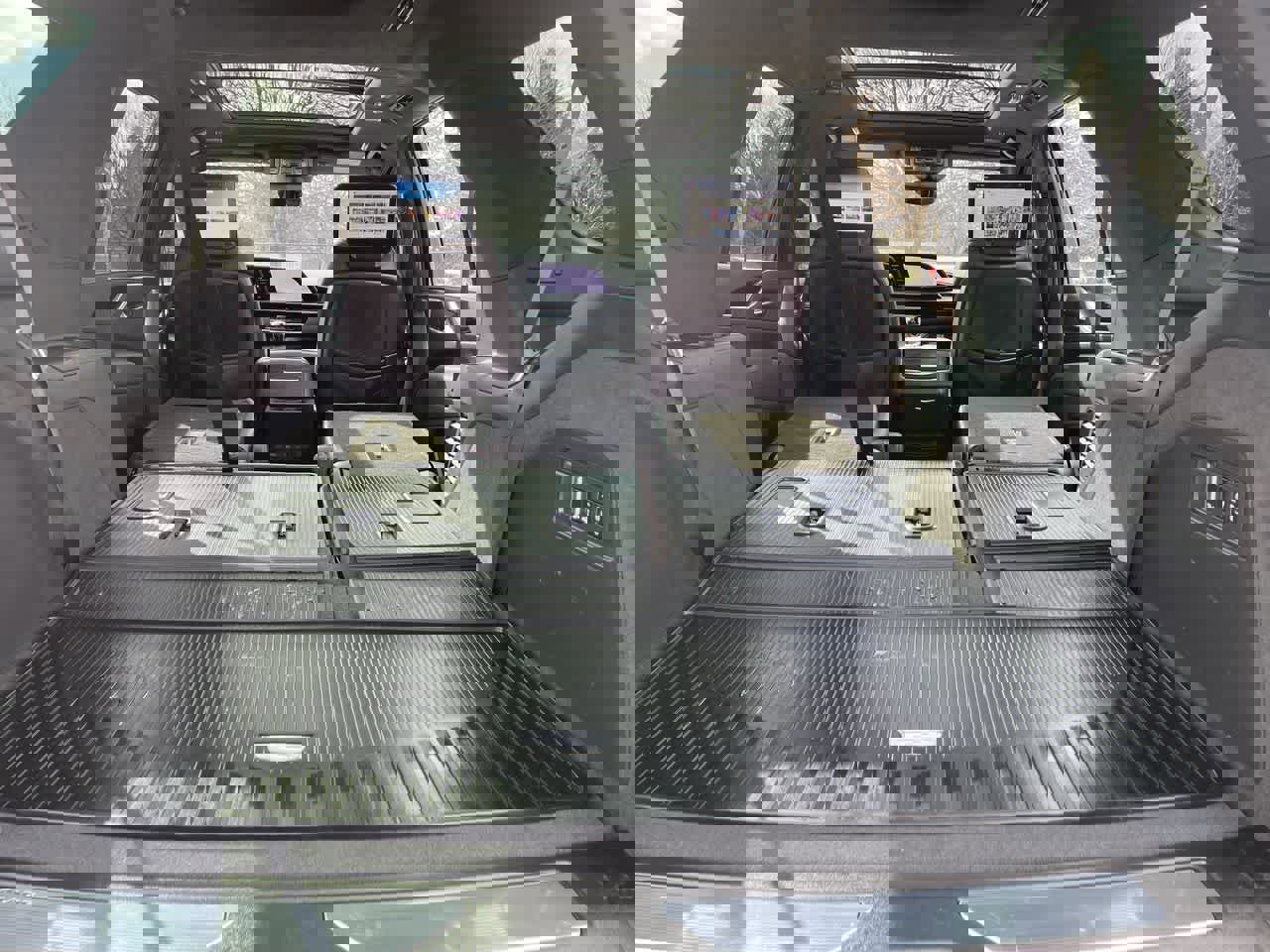 Used 2024 Cadillac Escalade V w/ Heavy-Duty Trailer Package image 48