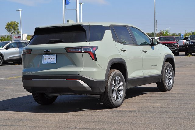 New 2026 Chevrolet Equinox LT image 3