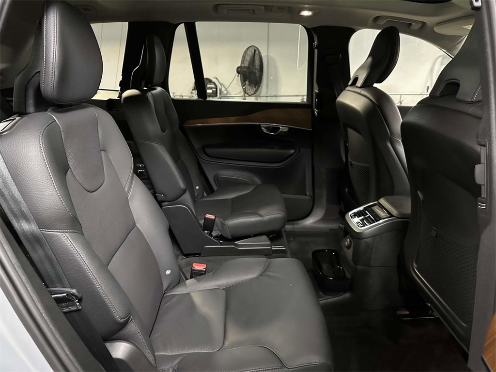 Used 2024 Volvo XC90 T8 Plus w/ Protection Package Premier image 16