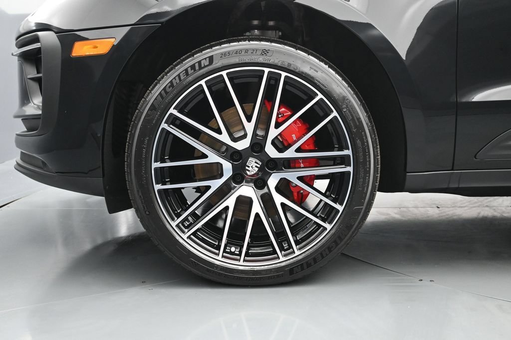 New 2026 Porsche Macan S AWD/4WD image 9