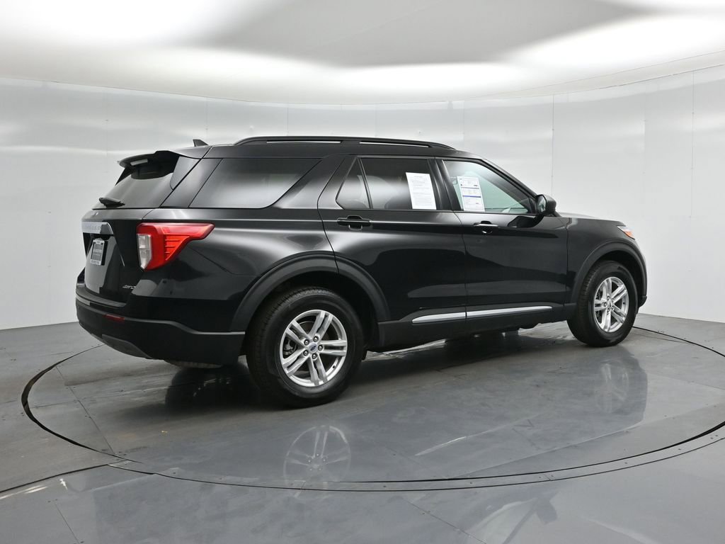 Certified 2024 Ford Explorer XLT w/ Equipment Group 202A AWD/4WD image 28