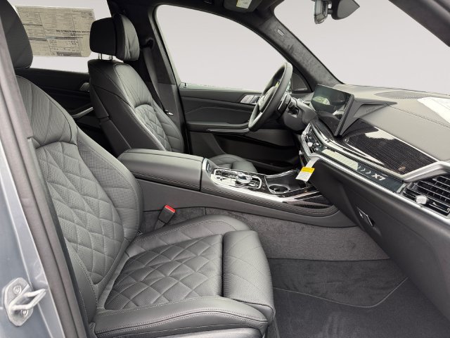 New 2027 BMW X7 xDrive40i w/ Executive Package AWD/4WD image 15