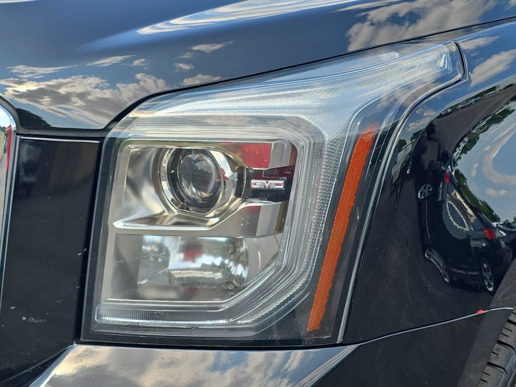 Used 2020 GMC Yukon Denali w/ Denali Premium Package AWD/4WD image 34