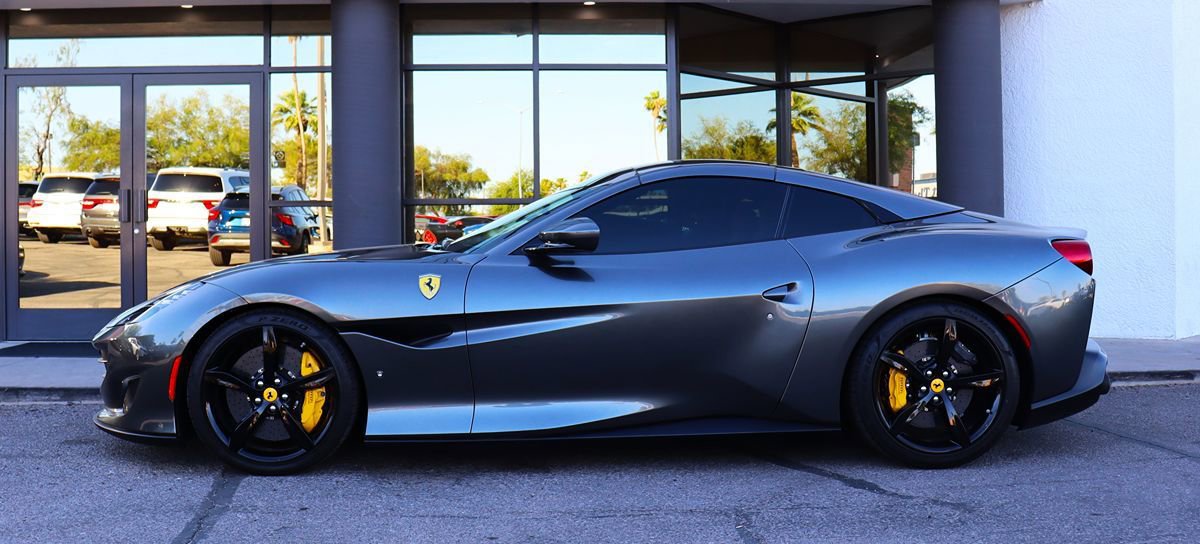 Used 2020 Ferrari Portofino RWD image 11