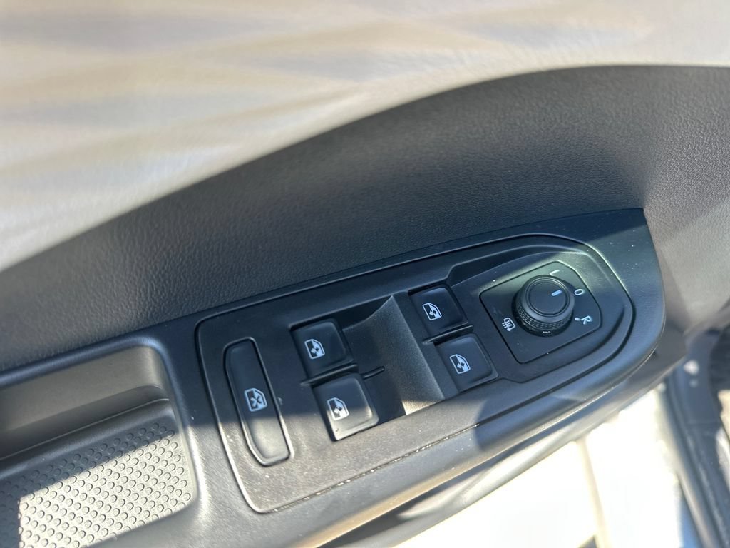 Used 2024 Volkswagen Taos S AWD/4WD image 7