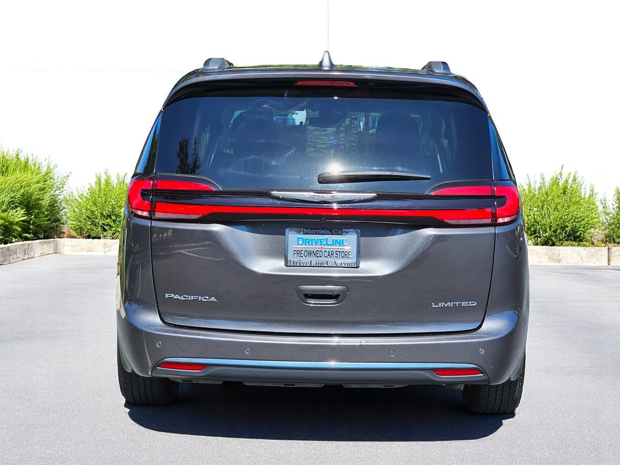 Used 2022 Chrysler Pacifica Limited image 4
