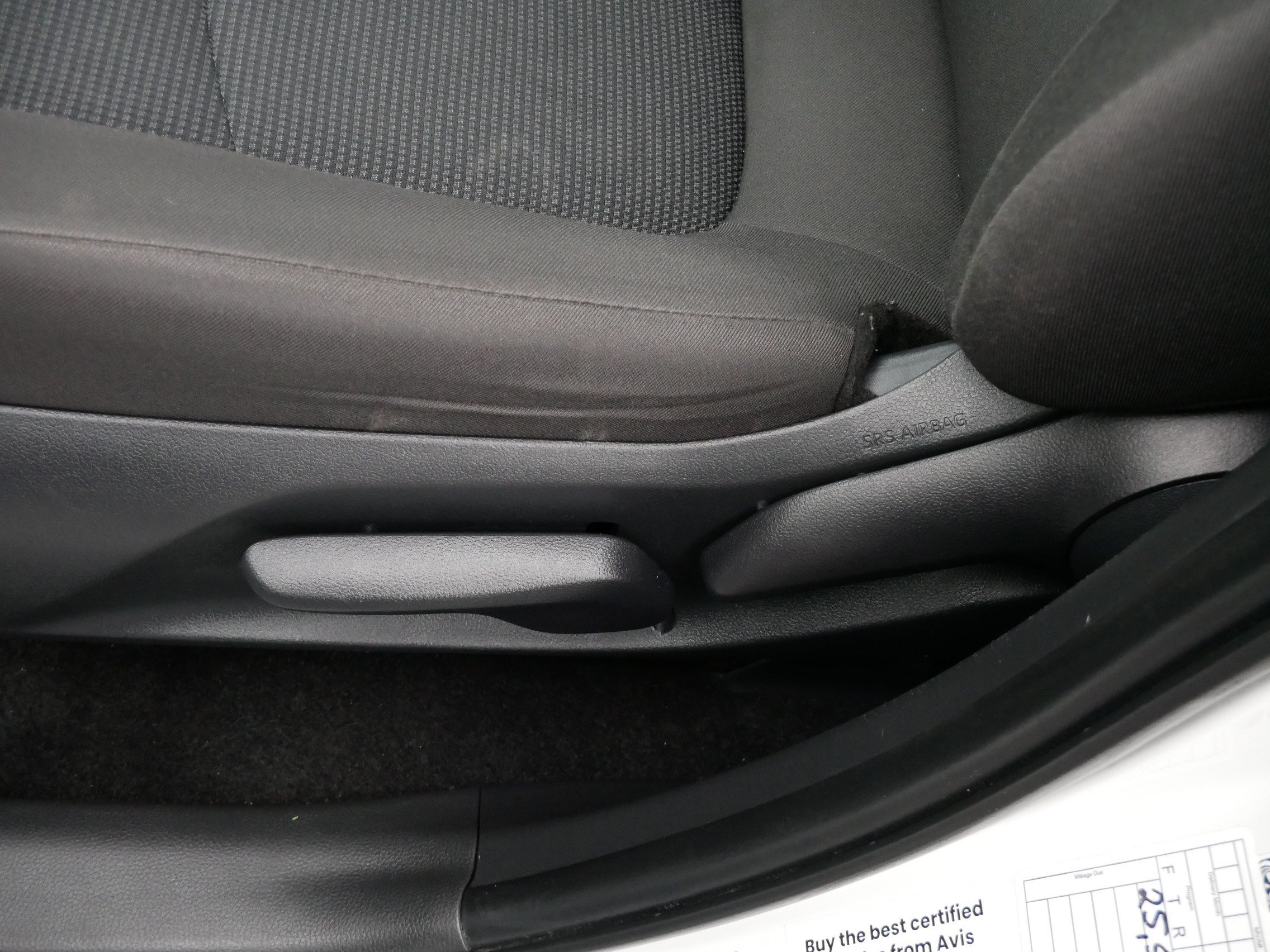 Certified 2025 Toyota RAV4 LE AWD/4WD image 19