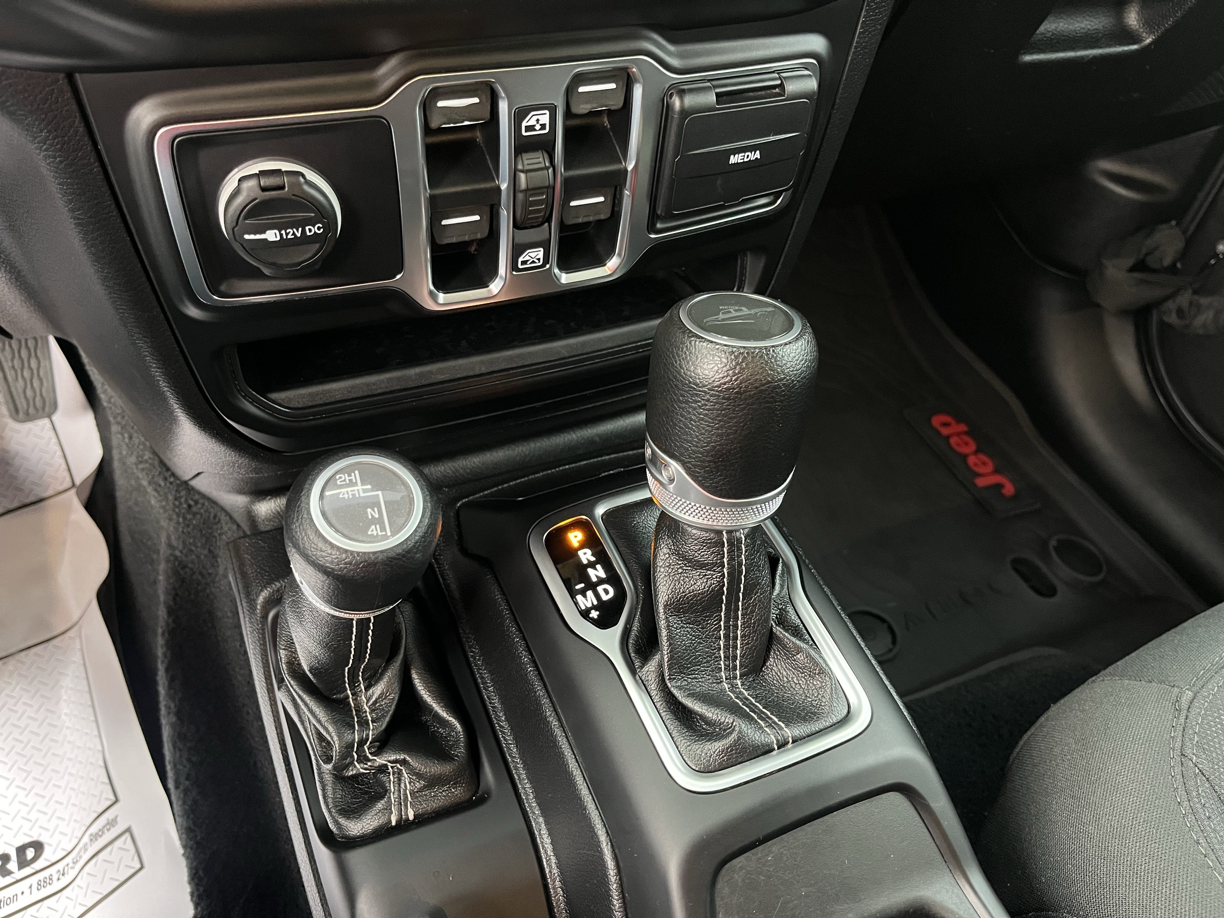 Used 2020 Jeep Gladiator Overland w/ LED Lighting Group image 12
