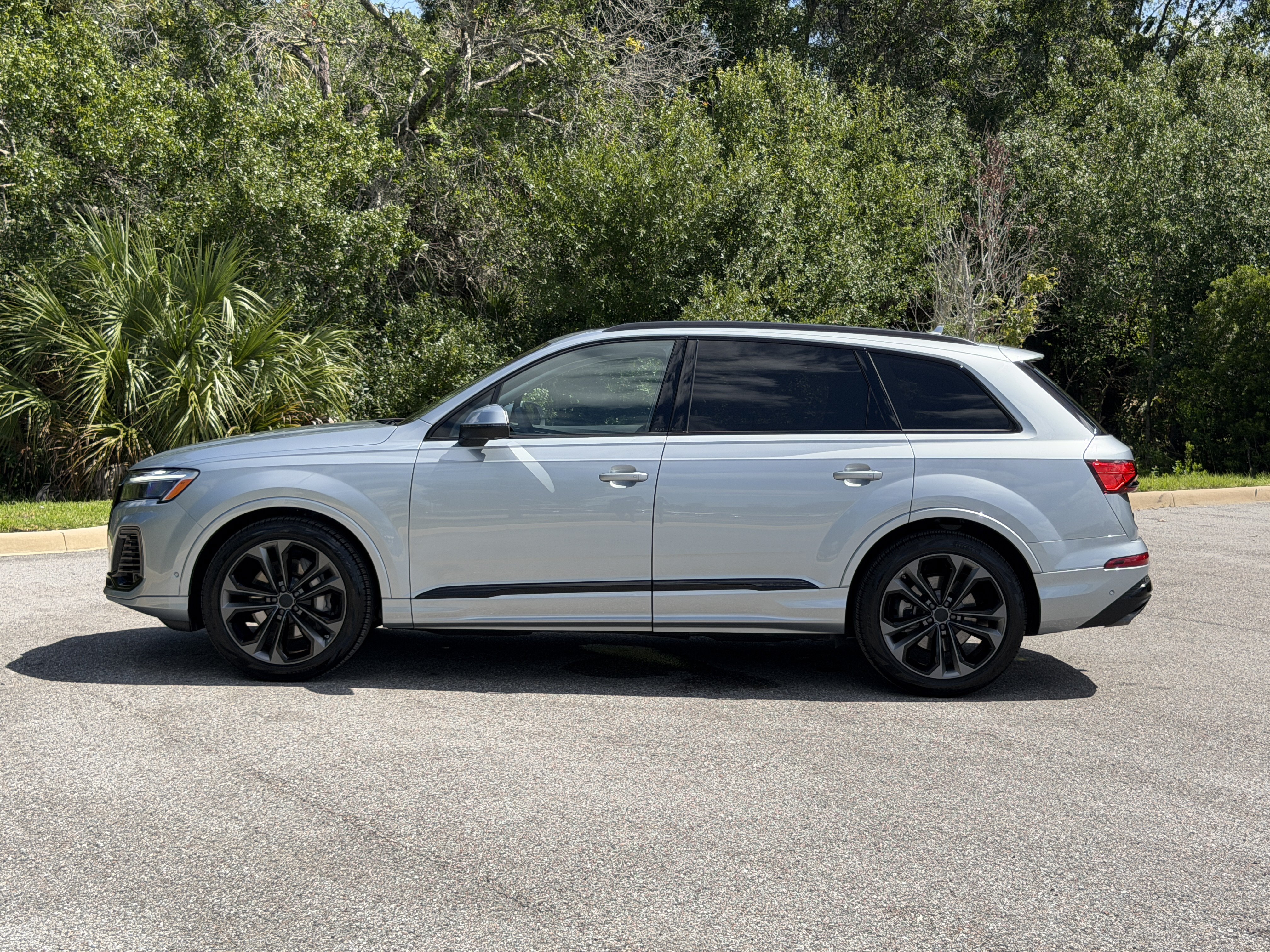 Certified 2026 Audi Q7 3.0T Premium Plus w/ Premium Plus Package AWD/4WD image 4