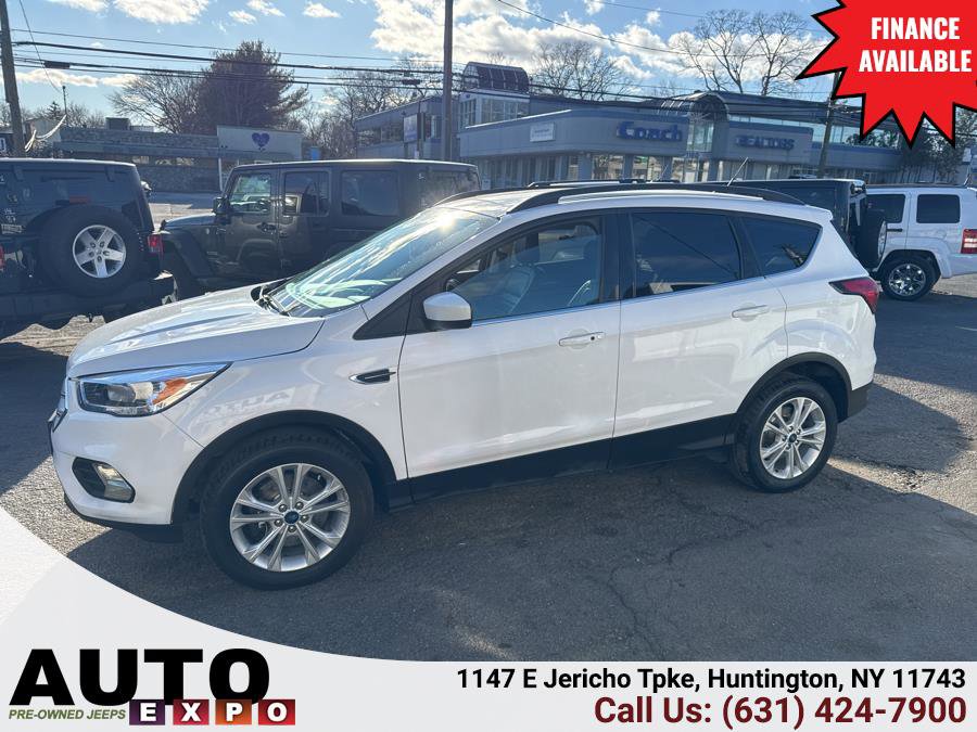 Used 2019 Ford Escape SEL image 4