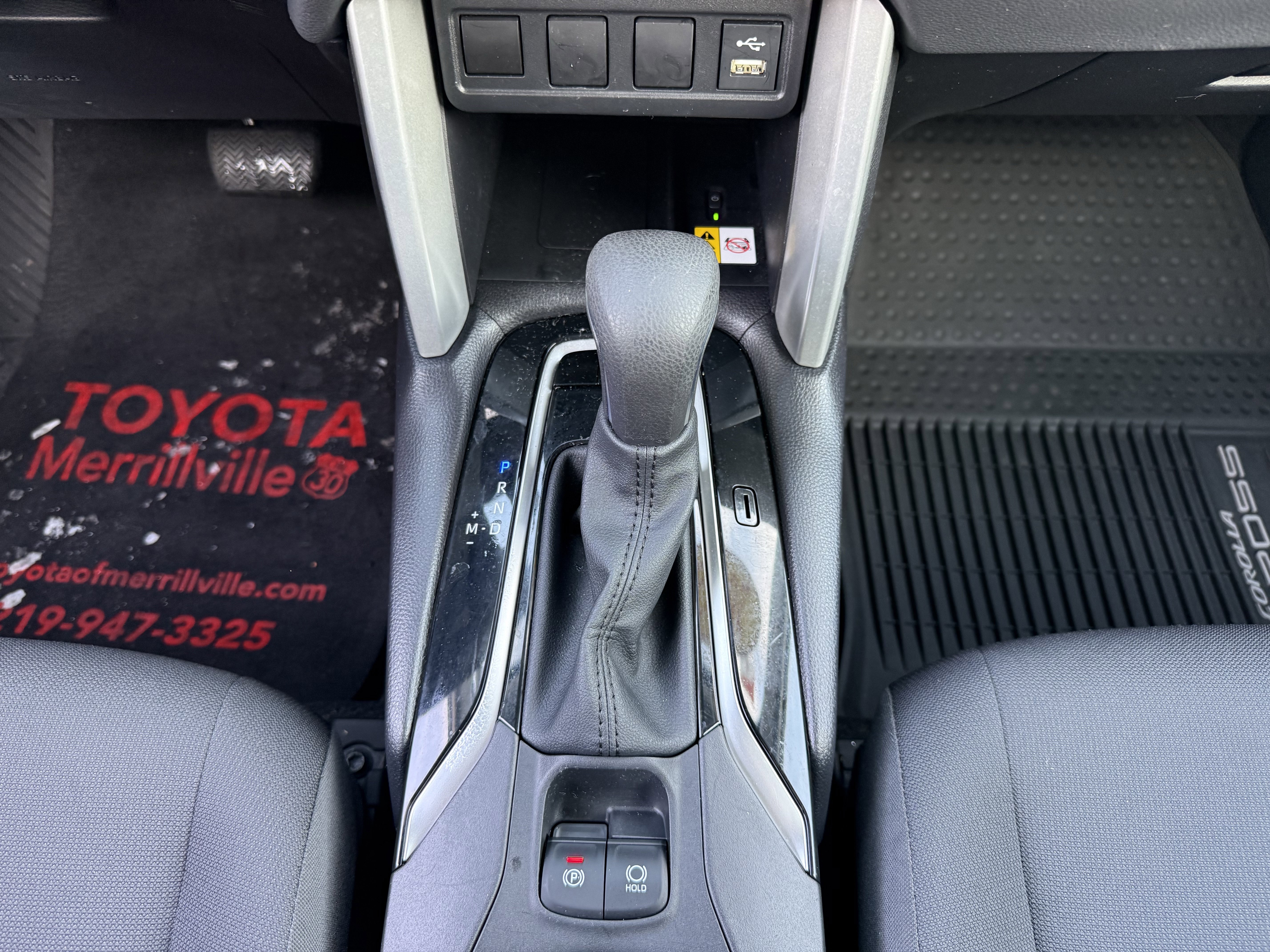 Certified 2022 Toyota Corolla Cross LE image 27