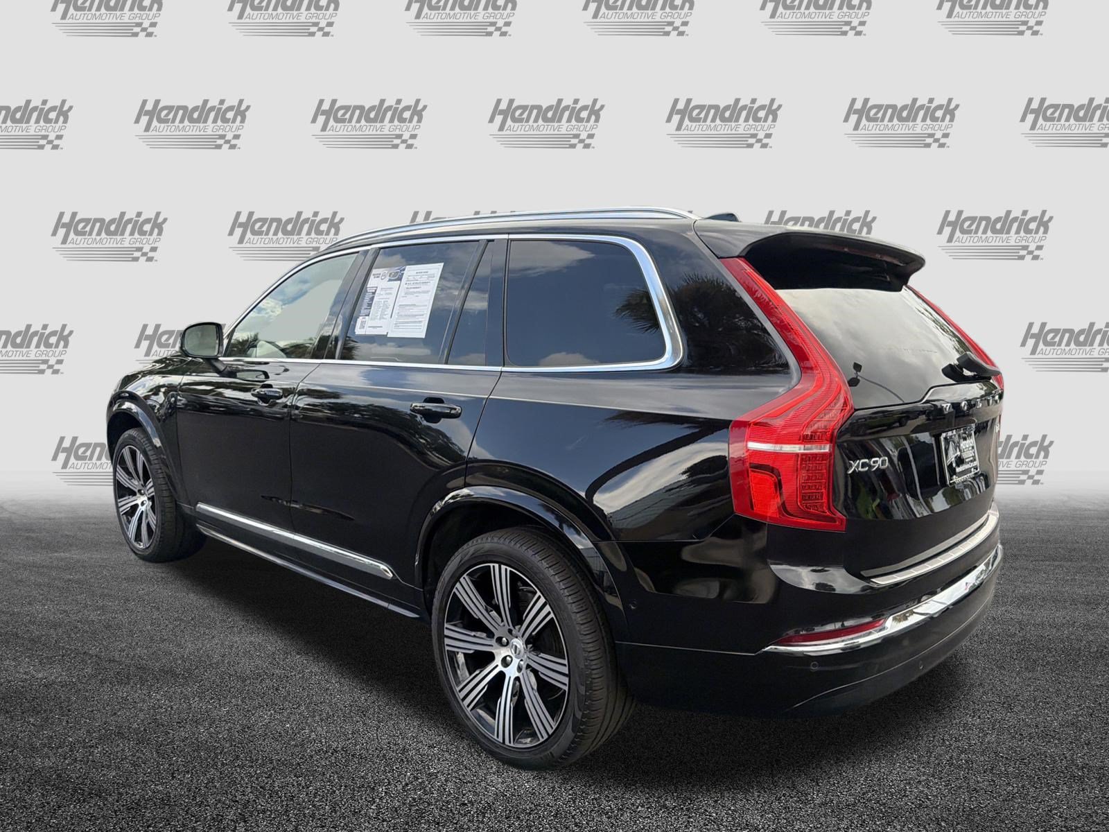 Certified 2023 Volvo XC90 B6 Ultimate w/ Lounge Package AWD/4WD image 8