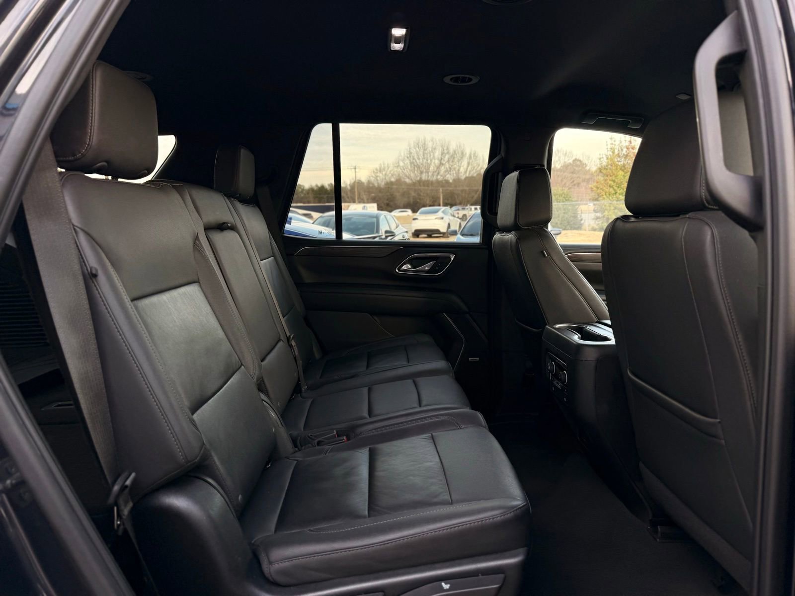 Used 2023 Chevrolet Tahoe LT w/ Luxury Package image 22