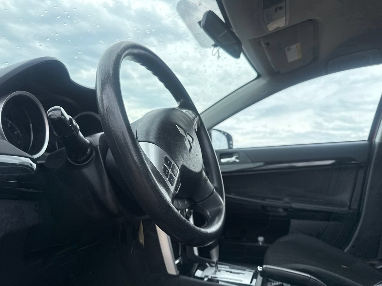 Used 2017 Mitsubishi Lancer ES AWD/4WD image 32