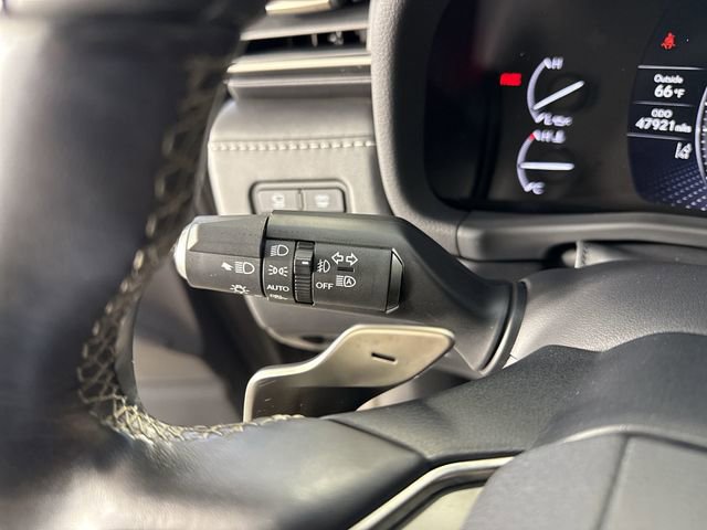 Used 2024 Lexus LX 600 4WD w/ Luxury Package image 17