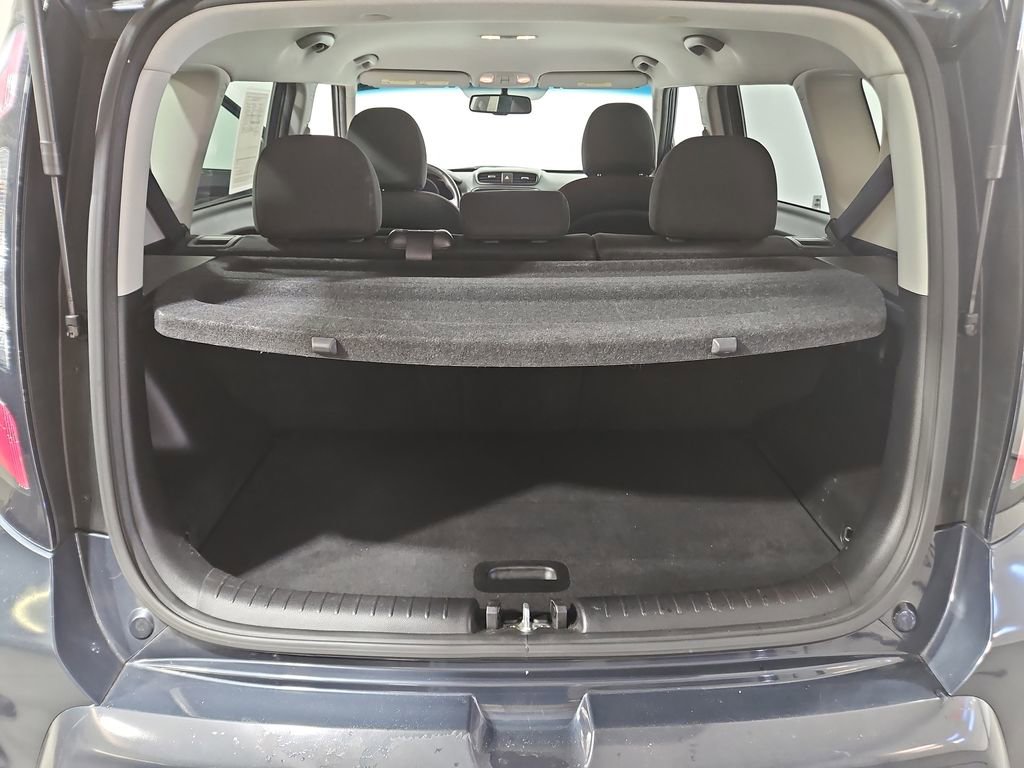 Used 2015 Kia Soul ! image 22