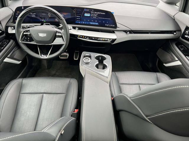 Used 2025 Cadillac Optiq Sport 2 AWD/4WD image 15