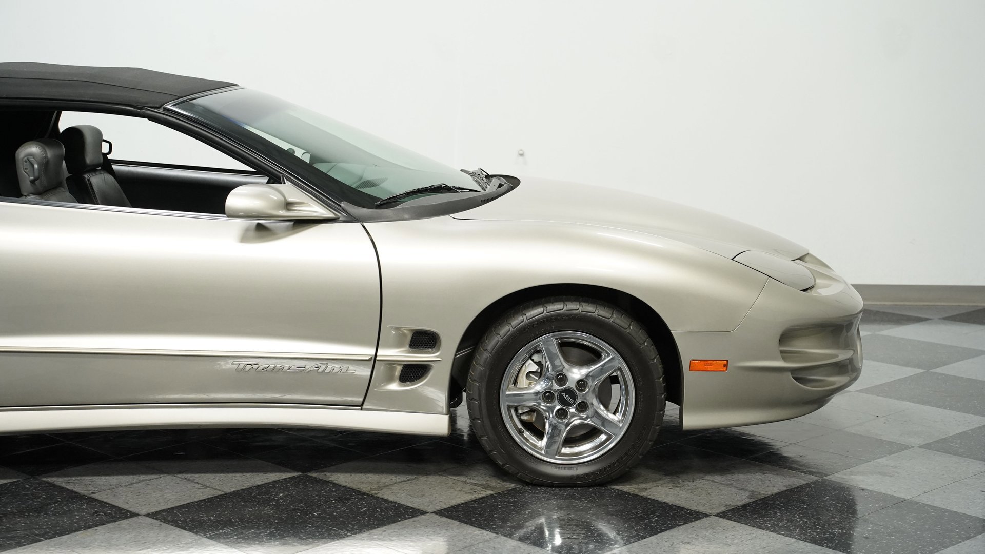 Used 1999 Pontiac Firebird Trans Am image 24