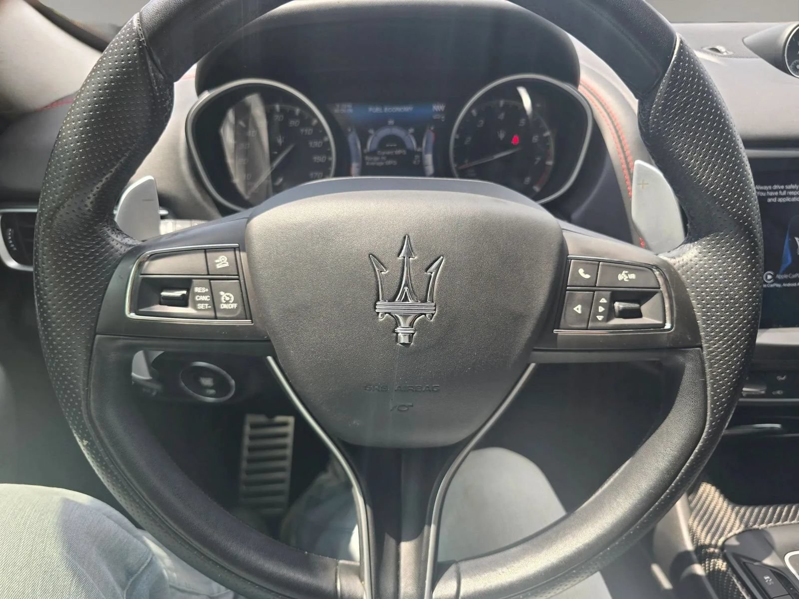 Used 2017 Maserati Levante S AWD/4WD image 19