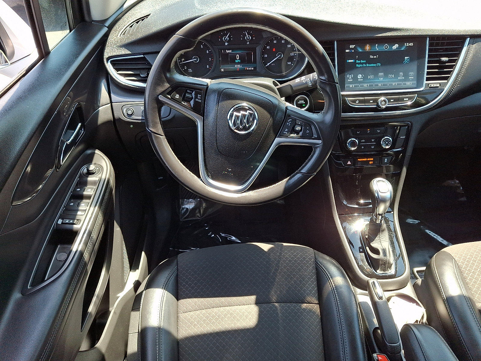 Used 2019 Buick Encore Preferred AWD/4WD image 11