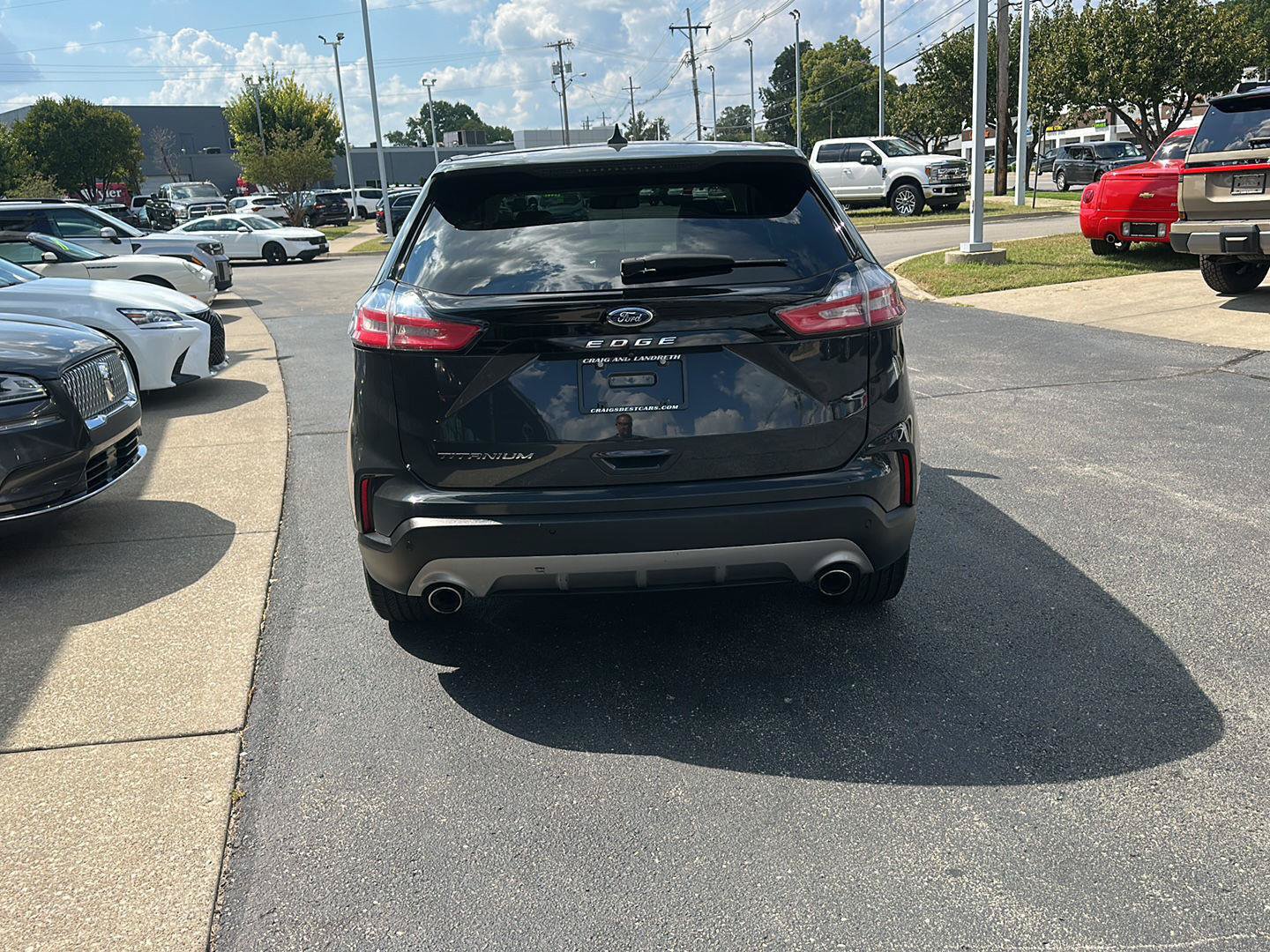 Used 2021 Ford Edge Titanium w/ Cargo Accessory Package FWD image 4