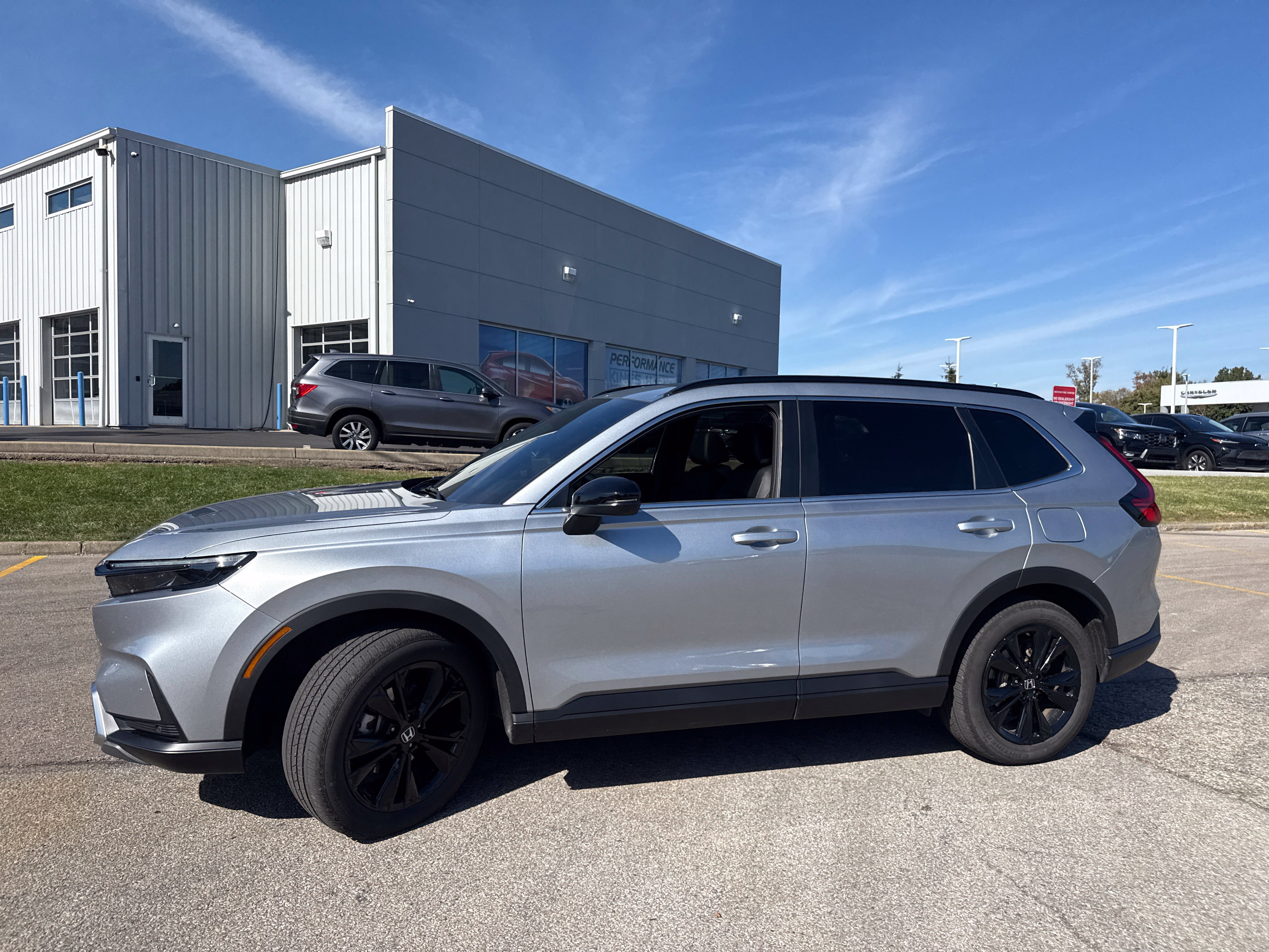 Used 2025 Honda CR-V Sport Touring image 16
