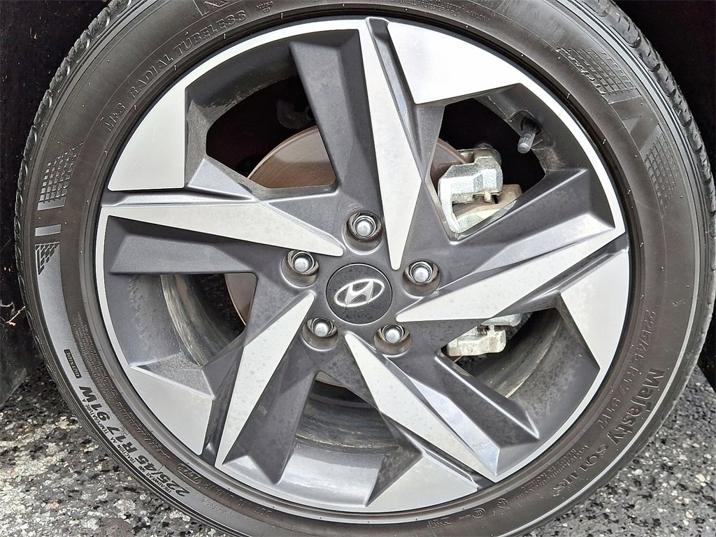 Used 2023 Hyundai Elantra SEL w/ Convenience Package image 11