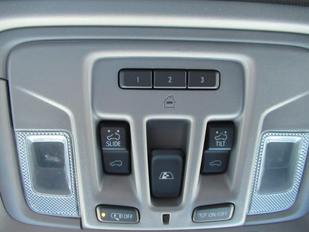 Used 2023 GMC Sierra 2500 Denali w/ Denali Ultimate Package AWD/4WD image 31
