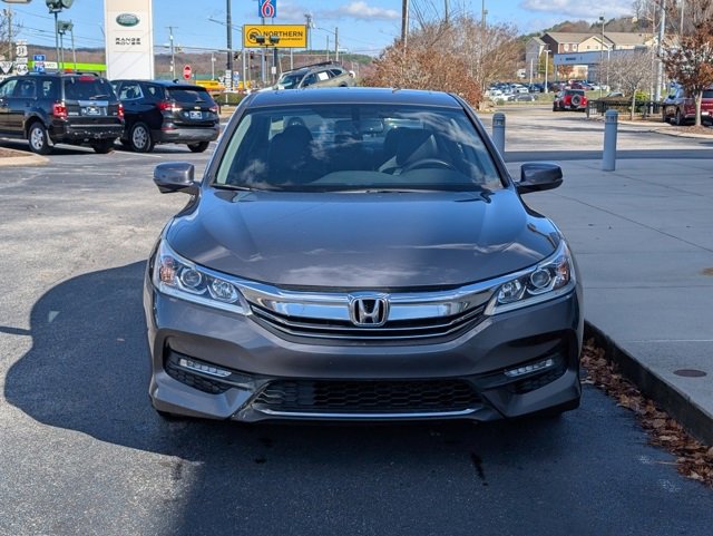 Used 2017 Honda Accord EX-L image 10