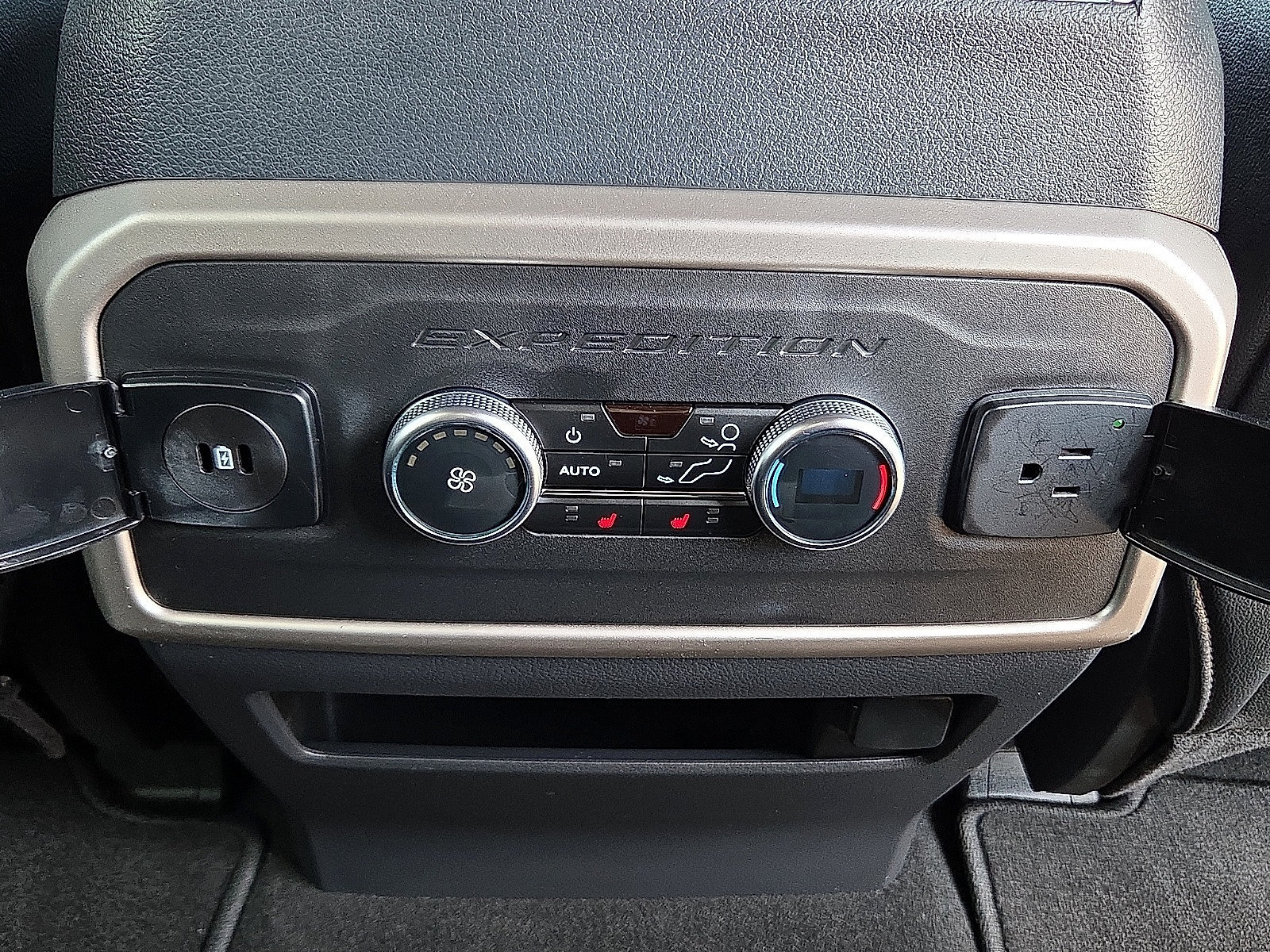 Certified 2024 Ford Expedition Timberline AWD/4WD image 11